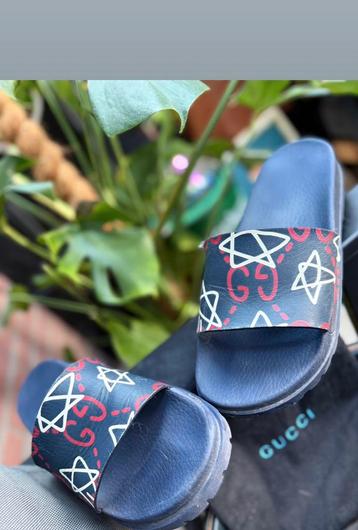 Gucci badslippers beschikbaar voor biedingen