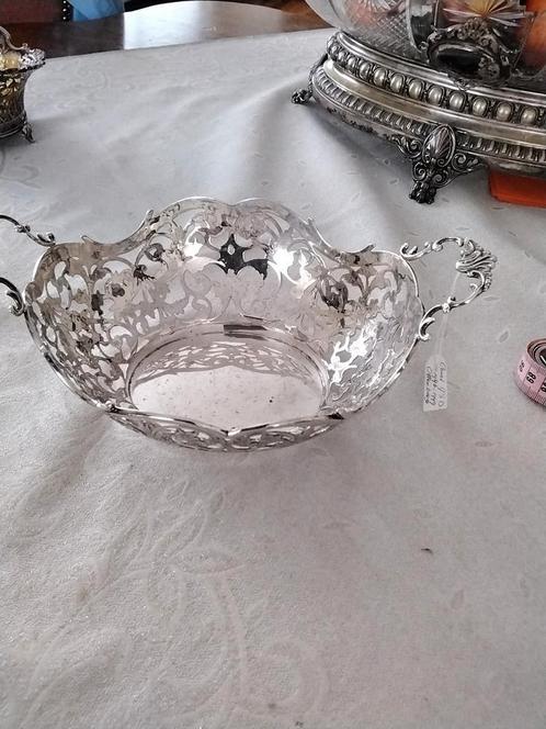 Zilver mandje., Antiek en Kunst, Antiek | Goud en Zilver, Zilver, Ophalen of Verzenden