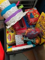 VEEL kleispullen oa. Dino’s, Cars, Minions, Marvel, taart, Ophalen of Verzenden, Zo goed als nieuw