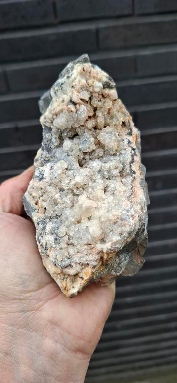 Calciet met dolomiet Anduze Frankrijk  beschikbaar voor biedingen