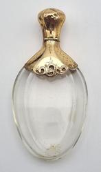 Parfumflesje met gouden applicatie, 19e eeuw, Nederland, Antiek en Kunst, Ophalen of Verzenden