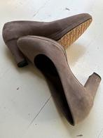 Tamaris Pumps Maat 39, Ophalen of Verzenden, Zo goed als nieuw, Bruin, Pumps