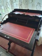 Antiek bureau met rood leer, Ophalen