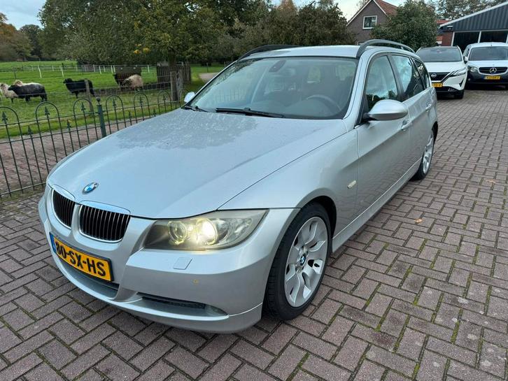 BMW 3-Serie 325i Touring 2006 Grijs*Xenon*Navi 6 cilinder, Auto's, BMW, Particulier, Adaptieve lichten, Airbags, Airconditioning