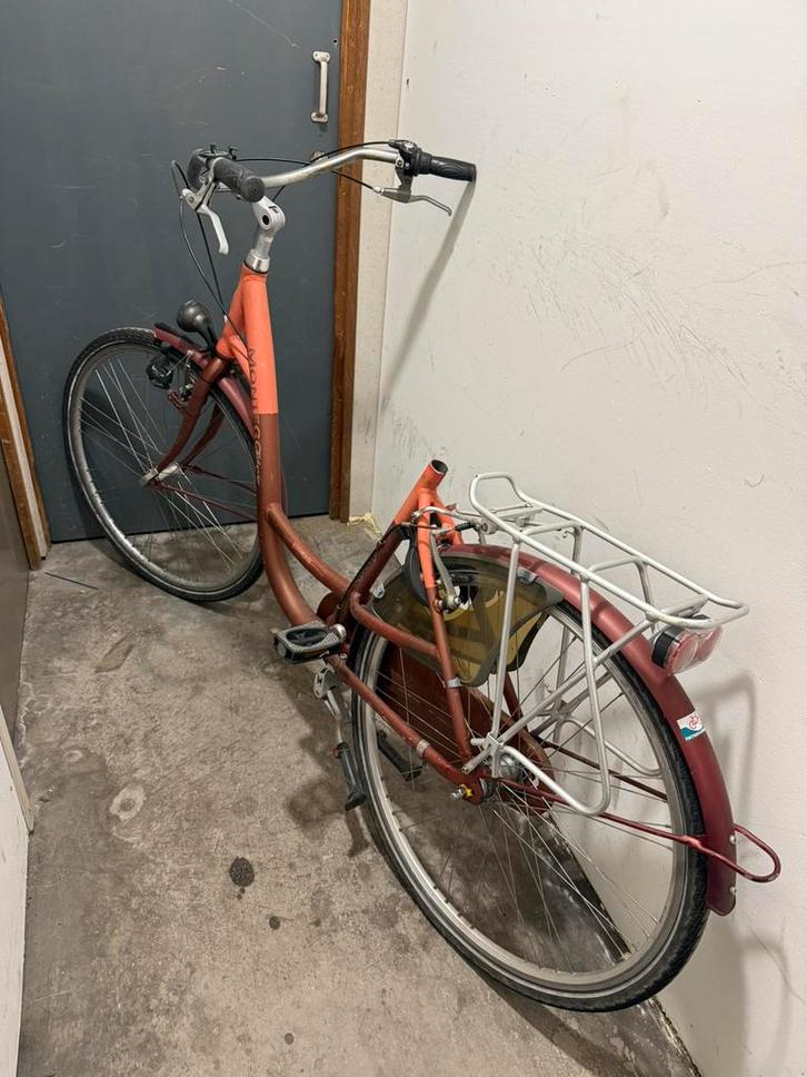 Montego damesfiets met slot, Fietsen en Brommers, Fietsen | Dames | Omafietsen, Gebruikt, Ophalen of Verzenden