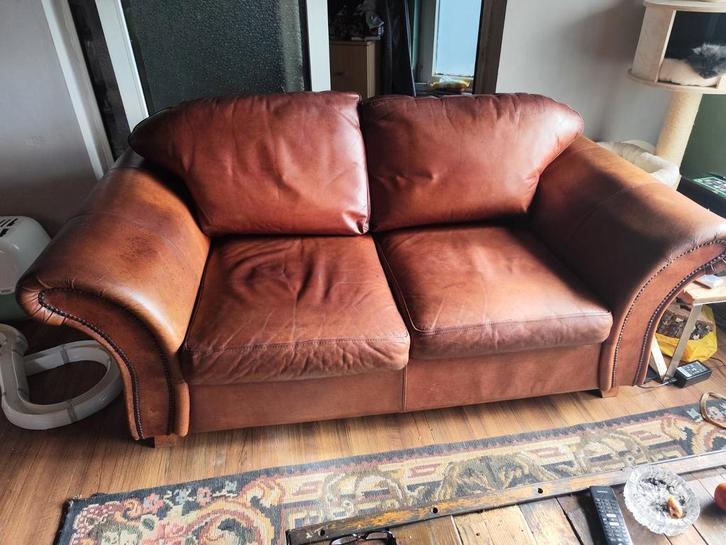 Gratis. Leren bankstel - Twee persoons, Huis en Inrichting, Banken | Bankstellen, Gebruikt, Rechte bank, Tweepersoons, 150 tot 200 cm