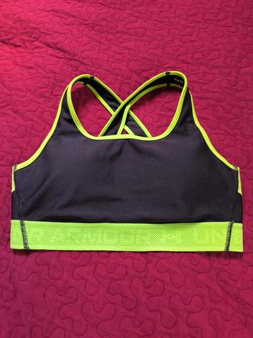 Under Armour Sport BH - Maat S beschikbaar voor biedingen