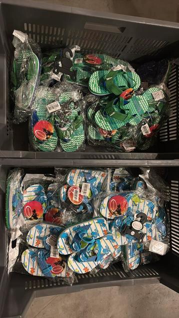 Slippers maat 22-28 beschikbaar voor biedingen