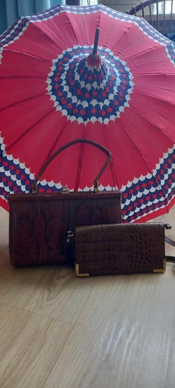 2 Vintage handtassen kroko en slang, Italiaanse  paraplu 