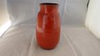 mooie glanzende rode vaas, Huis en Inrichting, Aardewerk of Porselein, Ophalen of Verzenden, Zo goed als nieuw, Minder dan 50 cm