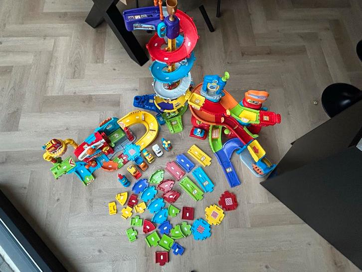 Heel veel sets VTech Toet Toet Auto's, Kinderen en Baby's, Speelgoed | Vtech, Gebruikt, Ophalen