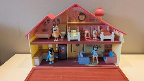 Bluey speelhuis + speelfiguren, Kinderen en Baby's, Speelgoed | Poppenhuizen, Zo goed als nieuw, Ophalen