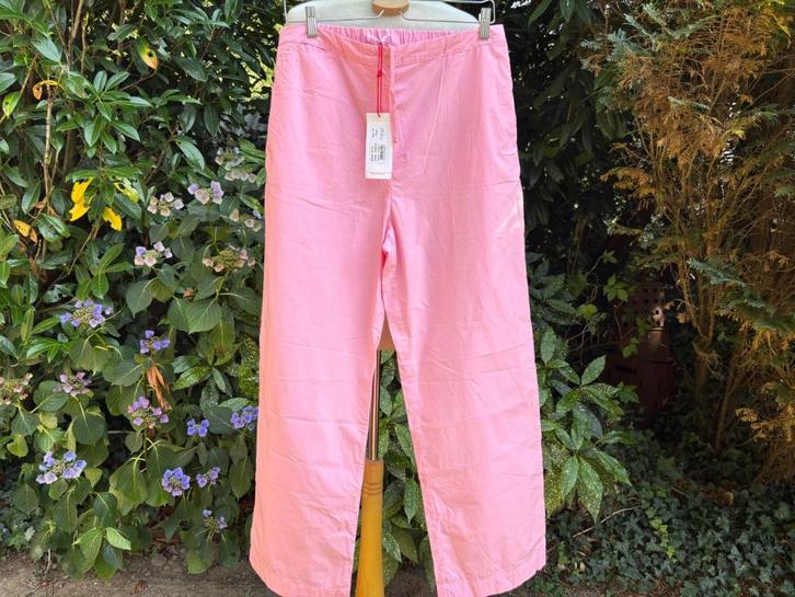 Nieuwe Just in Case broek maat 42, Kleding | Dames, Broeken en Pantalons, Nieuw, Maat 42/44 (L), Roze, Lang, Verzenden