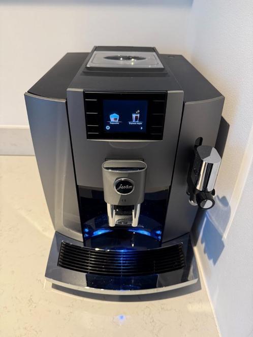 Jura E8, Witgoed en Apparatuur, Koffiezetapparaten, Zo goed als nieuw, Koffiemachine, 10 kopjes of meer, Ophalen