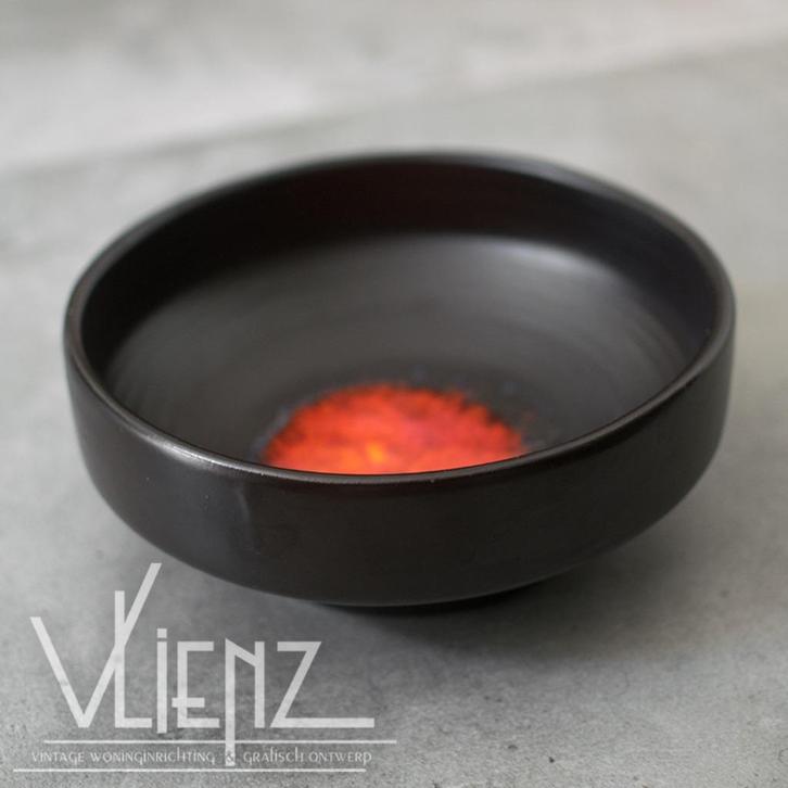 Vintage, retro aardewerk schaal, keramiek oranje bruin, Verzamelen, Retro, Huis en Inrichting, Ophalen of Verzenden