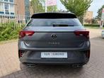 Volkswagen T-Roc 1.5 TSI R-Line, Zwart, 4 cilinders, 150 pk, Bedrijf