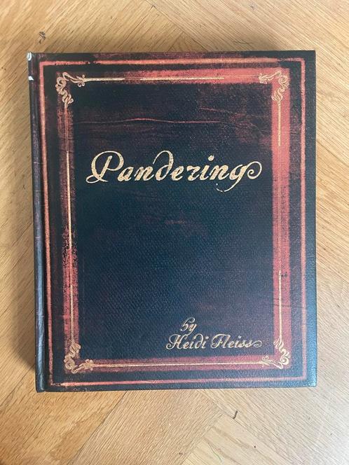 Pandering – Heidi Fleiss (2002), Boeken, Biografieën, Gelezen, Ophalen of Verzenden