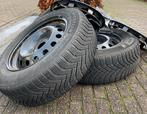 Michelin winterbanden 205/60R16 op velgen, incl. wieldoppen, Ophalen, Gebruikt