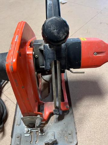 Holz-Her T 85e Cirkelzaagmachine beschikbaar voor biedingen