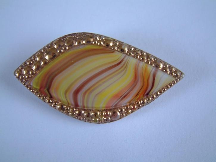 Zeldzame gave antieke bijzondere broche van pers glas, Sieraden, Tassen en Uiterlijk, Antieke sieraden, Broche, Overige materialen