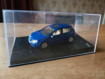Volkswagen Golf 5 Modelauto - Autoart beschikbaar voor biedingen