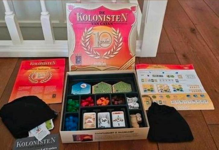 Kolonisten v Catan- 10 jaar- met UITBREIDING:. 5/6 Spelers-, Hobby en Vrije tijd, Gezelschapsspellen | Bordspellen, Zo goed als nieuw