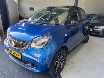 Smart Forfour 1.0 Prime airco leer panorama dak stoelverwarm beschikbaar voor biedingen