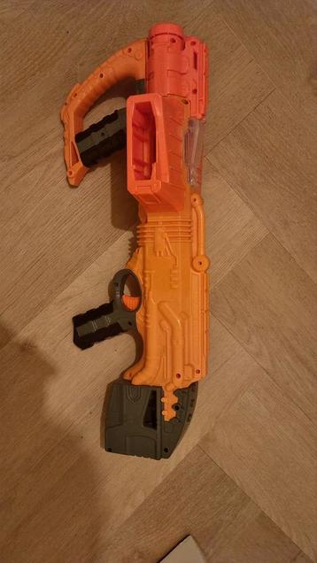 Nerf Double Dealer (DOOMLANDS) beschikbaar voor biedingen