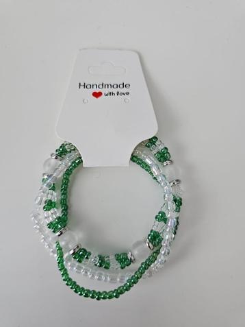 armbanden beschikbaar voor biedingen