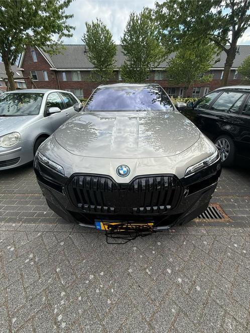 Verhuur BMW i7 544pk Xdrive60 Aut 2022 Zwart, Diensten en Vakmensen, Verhuur | Auto en Motor, Personenauto, Trouwauto, Met chauffeur