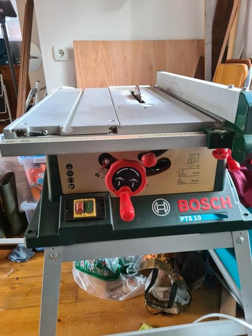 Bosch zaagtafel inclusief zaagtafelvoet, Doe-het-zelf en Verbouw, Gereedschap | Zaagmachines, Zo goed als nieuw, Cirkelzaag, 1200 watt of meer