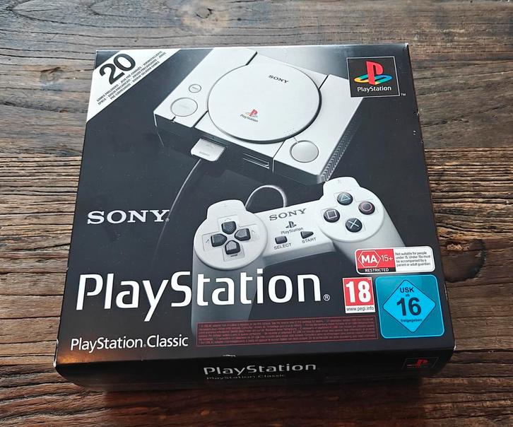 PlayStation Classic Mini - Retro Gaming!, Spelcomputers en Games, Spelcomputers | Sony PlayStation 1, Nieuw, Met 2 controllers