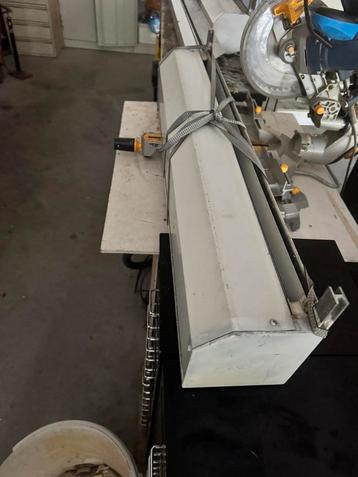 Rolluik handbediend - 2 stuks beschikbaar voor biedingen