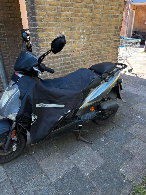 Kymco agility 50 blauw kenteken, Fietsen en Brommers, Scooters | Kymco, Gebruikt, Agility, Ophalen