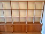 Drie kasten met vakken en schuifdeuren, Ophalen, Met plank(en), Gebruikt, Eikenhout