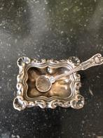 Antiek zilver zoutbakje  met  zilveren lepeltje, Verzenden, Zilver