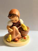 Hummel Beeldje - Kippenmoedertje, Antiek en Kunst, Ophalen of Verzenden