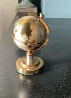 tafelaansteker aansteker wereldbol retro vintage goudkleurig, Ophalen of Verzenden, Gebruikt, Aansteker