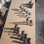 Antieke en nieuwe luikensluitingen met Herderin Motief, Ophalen of Verzenden, Gebruikt, IJzer, Schuif of Grendel