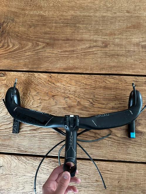 Pro Vibe Aero racefiets stuur Pro Vibe stuurpen aero cockpit, Fietsen en Brommers, Fietsonderdelen, Zo goed als nieuw, Racefiets