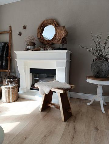 Landelijke kruk suarhout nieuw  beschikbaar voor biedingen