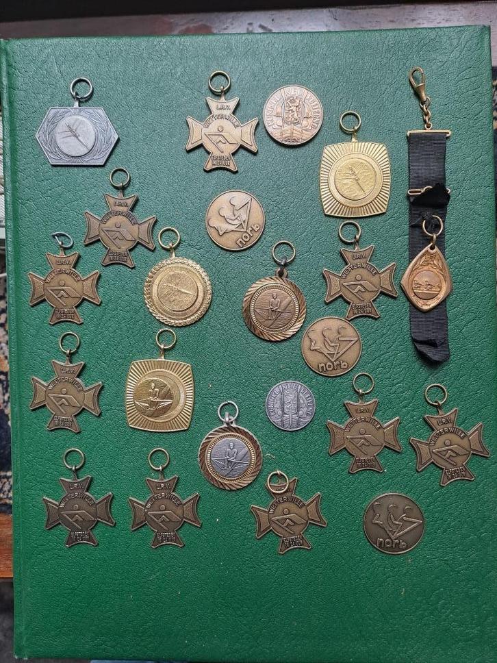 partijtje medailles,penningen thema roeien ( modern!), Postzegels en Munten, Penningen en Medailles, Overige materialen, Nederland