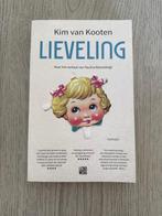 Lieveling- Kim Van Kooten, Boeken, Nieuw, Ophalen of Verzenden, Kim van kooten, Nederland