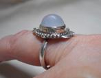 Zilveren vintage ring met mooie steen maat 18.75 nr.229