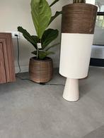 Riba Tafellamp Off White - Kwantum, Huis en Inrichting, Lampen | Tafellampen, Ophalen, Zo goed als nieuw, Stof, 50 tot 75 cm