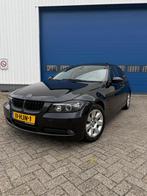BMW 3-Serie 2.0 320i, Auto's, BMW, Automaat, Zwart, 4 cilinders, Zwart