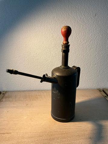 Vintage koperen verstuiver / Insectenspuit beschikbaar voor biedingen
