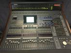 Yamaha DM2000 Digital Audio Console, Muziek en Instrumenten, Mengpanelen, Ophalen, Gebruikt, 20 kanalen of meer