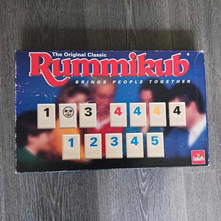 Nr 57) Rummikub. The Original. Blauwe versie, Hobby en Vrije tijd, Gezelschapsspellen | Bordspellen, Zo goed als nieuw, Ophalen of Verzenden