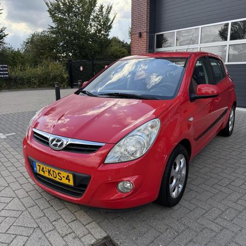 Hyundai i20 1.2 DynamicVersion | Airco | NW APK !, Auto's, Hyundai, Bedrijf, Te koop, i20, ABS, Airbags, Airconditioning, Alarm